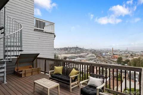 Exterior - 130 Bridgeview Dr, San Francisco, CA 94124 photo 4 of 9