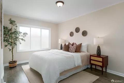 Bedroom - 2395 44th Ave, San Francisco, CA 94116 photo 4 of 5