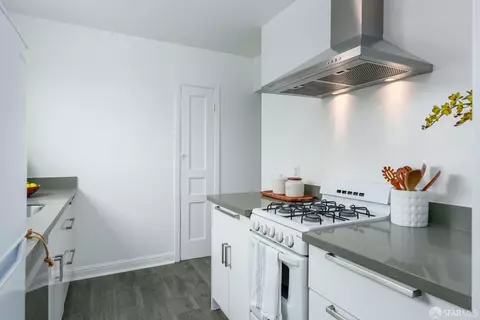 Kitchen - 2395 44th Ave, San Francisco, CA 94116 photo 1 of 4