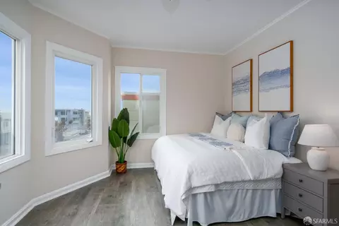 Bedroom - 2395 44th Ave, San Francisco, CA 94116 photo 2 of 5