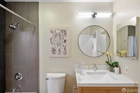 Bath - 291 Capistrano Ave, San Francisco, CA 94112 photo 2 of 3