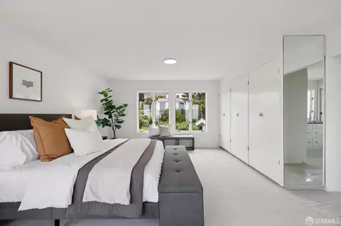 Bedroom - 44 Mountain Spring Ave, San Francisco, CA 94114 photo 5 of 10