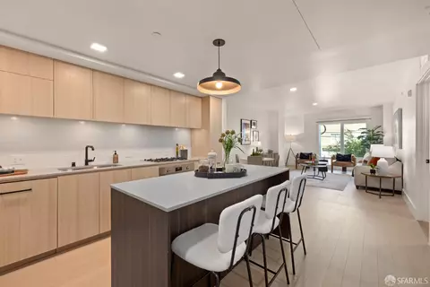 950 Tennessee St #218, San Francisco, CA 94107