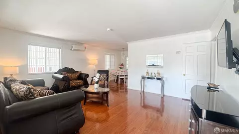 3071 Glendale Ave, Redwood City, CA 94063