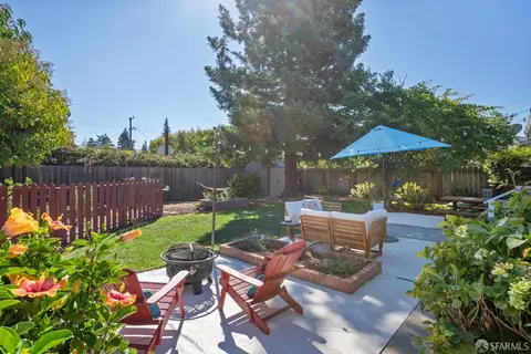19474 Vaughn Ave, Castro Valley, CA 94546