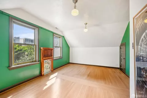 Bedroom - 4047 Cesar Chavez St, San Francisco, CA 94131 photo 4 of 14