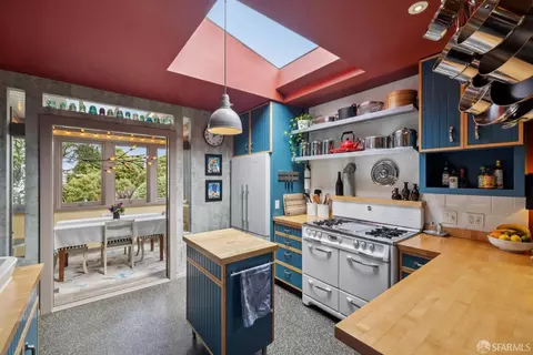 Kitchen - 114 Shakespeare St, San Francisco, CA 94112 photo 2 of 10