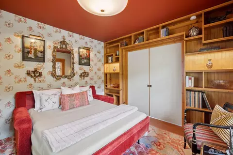Bedroom - 114 Shakespeare St, San Francisco, CA 94112 photo 4 of 7