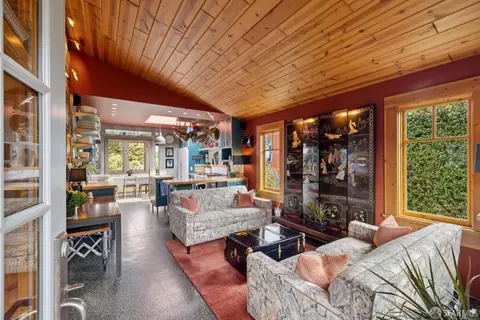 Living - 114 Shakespeare St, San Francisco, CA 94112 photo 1 of 11