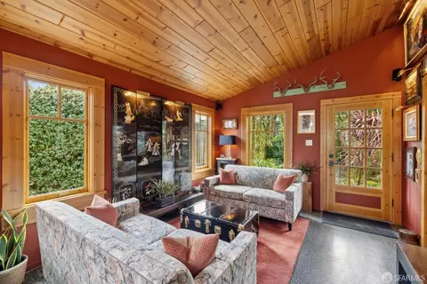 Living - 114 Shakespeare St, San Francisco, CA 94112 photo 6 of 11