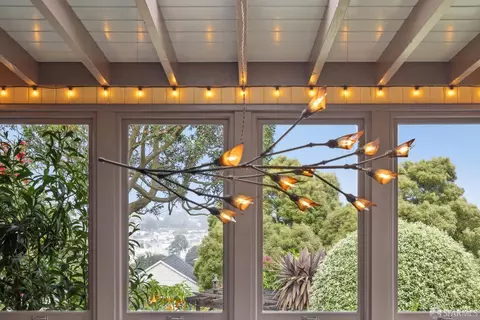 Dining - 114 Shakespeare St, San Francisco, CA 94112 photo 3 of 5