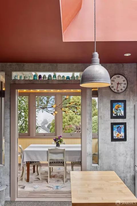 Dining - 114 Shakespeare St, San Francisco, CA 94112 photo 5 of 5