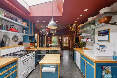 Kitchen - 114 Shakespeare St, San Francisco, CA 94112 photo 4 of 10
