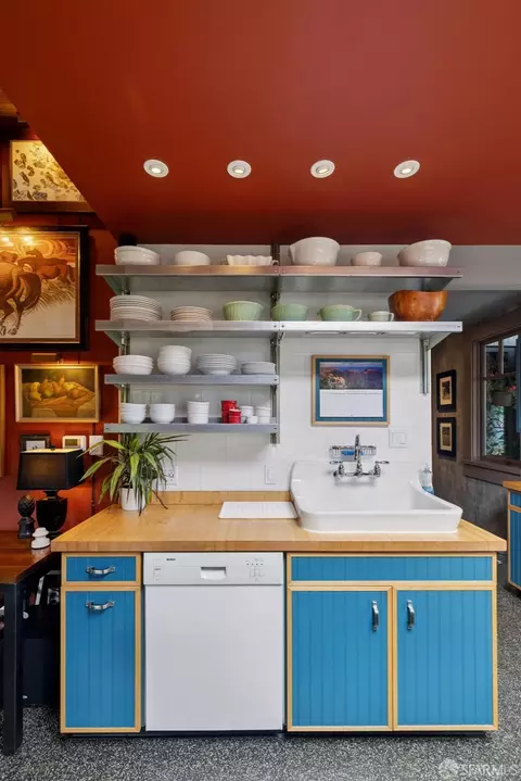 Kitchen - 114 Shakespeare St, San Francisco, CA 94112 photo 7 of 10