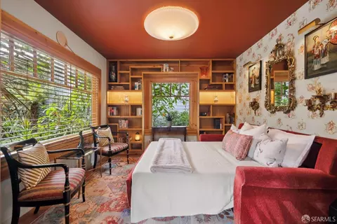 Bedroom - 114 Shakespeare St, San Francisco, CA 94112 photo 1 of 7