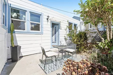 1222 York St #C, San Francisco, CA 94110