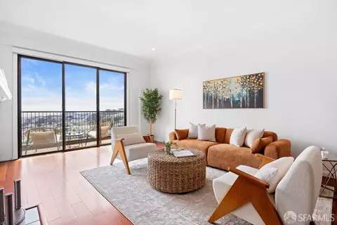 945 Corbett Ave #206, San Francisco, CA 94131