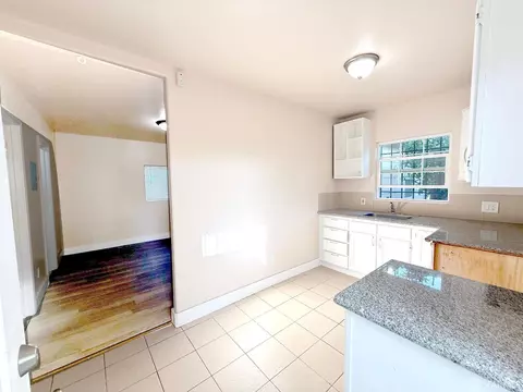 Kitchen - 1233 60th Ave, Oakland, CA 94621 photo 3 of 4