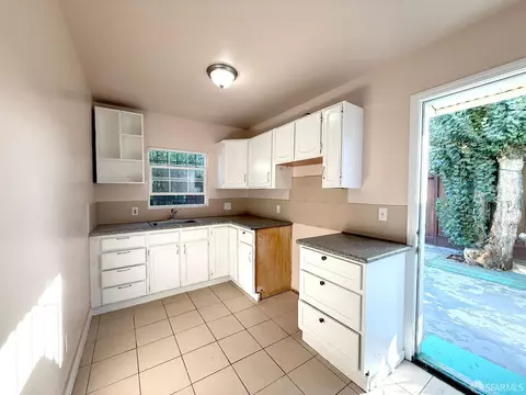 Kitchen - 1233 60th Ave, Oakland, CA 94621 photo 2 of 4