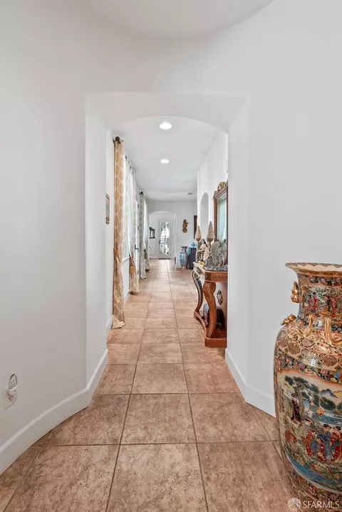 Entry Way - 103 Abalone Cv, Hercules, CA 94547 photo 3 of 12