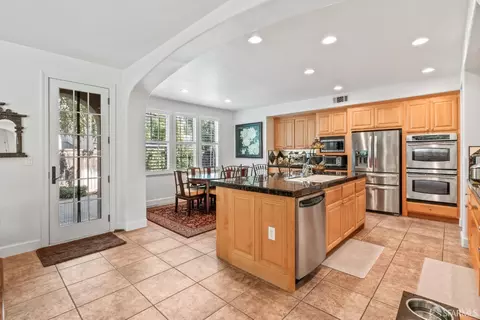 Kitchen - 103 Abalone Cv, Hercules, CA 94547 photo 6 of 11
