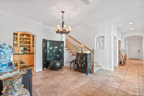 Entry Way - 103 Abalone Cv, Hercules, CA 94547 photo 7 of 12