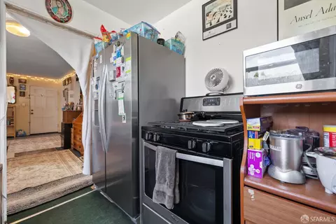 Kitchen - 481 Rollins Rd, Burlingame, CA 94010 photo 1 of 1
