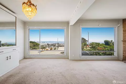 38 Portola Dr, San Francisco, CA 94131