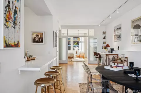 Dining - 3838 19th St, San Francisco, CA 94114 photo 3 of 5