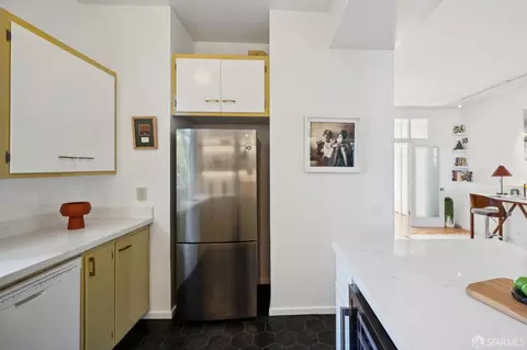 Kitchen - 3838 19th St, San Francisco, CA 94114 photo 5 of 8
