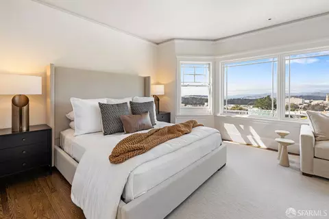 Bedroom - 140 Upper Terrace Ter, San Francisco, CA 94117 photo 2 of 4