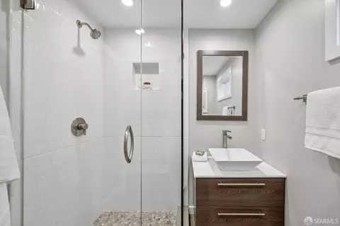 4136 Folsom St, San Francisco, CA 94110 photo 30