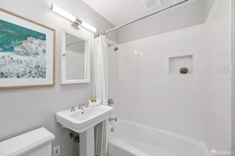 4136 Folsom St, San Francisco, CA 94110 photo 29