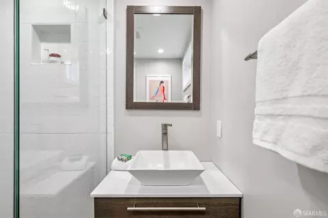 4136 Folsom St, San Francisco, CA 94110 photo 32