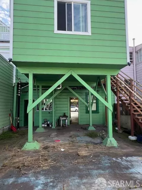 Exterior - 30 Cotter St, San Francisco, CA 94112 photo 4 of 4