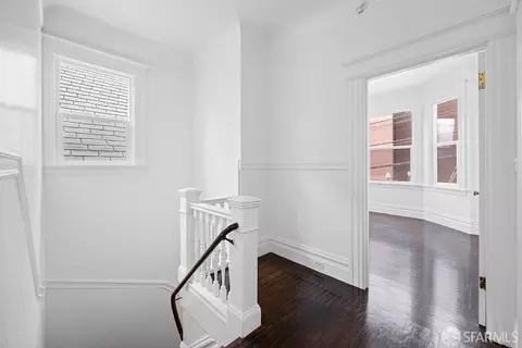 Entry Way - 2401 23rd St, San Francisco, CA 94110 photo 6 of 11