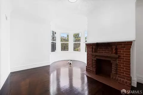Living - 2401 23rd St, San Francisco, CA 94110 photo 3 of 7