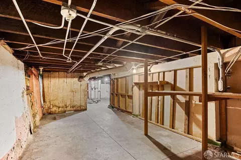 Entry Way - 2401 23rd St, San Francisco, CA 94110 photo 11 of 11