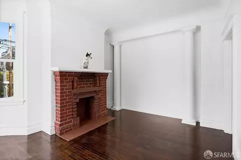 Living - 2401 23rd St, San Francisco, CA 94110 photo 4 of 7