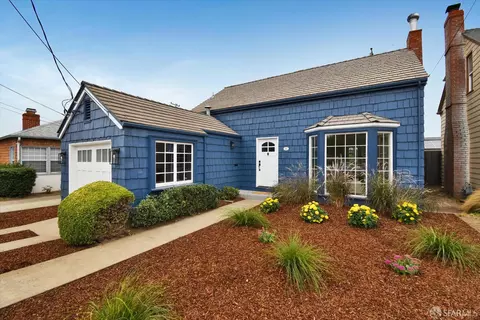 15 Garden Ln, Daly City, CA 94015