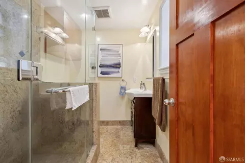 Bath - 327 Ulloa St, San Francisco, CA 94127 photo 4 of 4