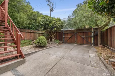 Exterior - 327 Ulloa St, San Francisco, CA 94127 photo 5 of 11