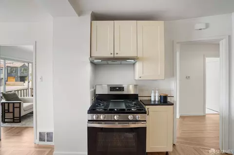 2082 29th Ave, San Francisco, CA 94116 photo 16