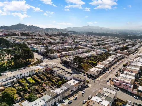 2082 29th Ave, San Francisco, CA 94116 photo 41
