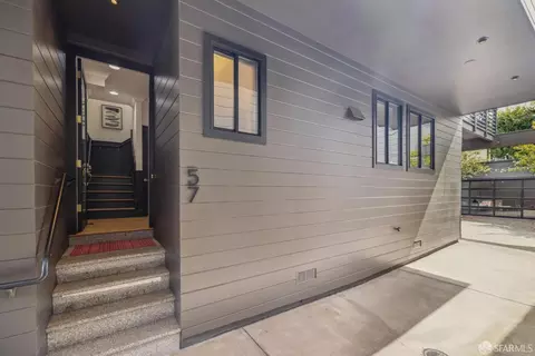 Exterior - 55 Valley St, San Francisco, CA 94110 photo 3 of 12