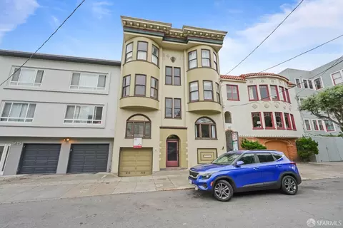 31 Camp St #A, San Francisco, CA 94110