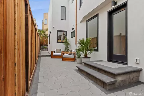 Exterior - 71 Manor Dr, San Francisco, CA 94127 photo 11 of 12