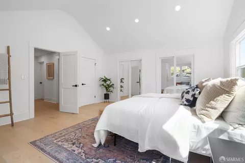 Bedroom - 2533 Grant St, Berkeley, CA 94703 photo 6 of 6