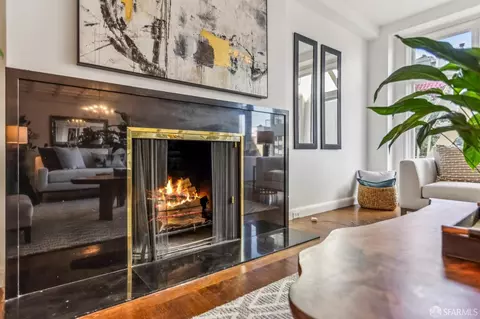 Living - 850 Powell St #202, San Francisco, CA 94115 photo 5 of 11