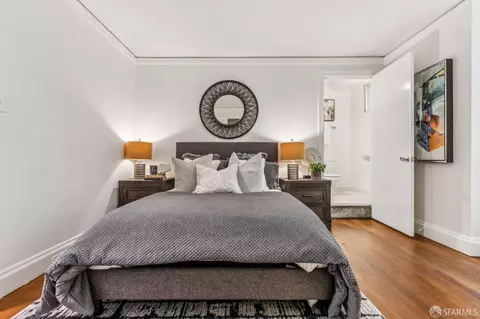 Bedroom - 850 Powell St #202, San Francisco, CA 94115 photo 5 of 7